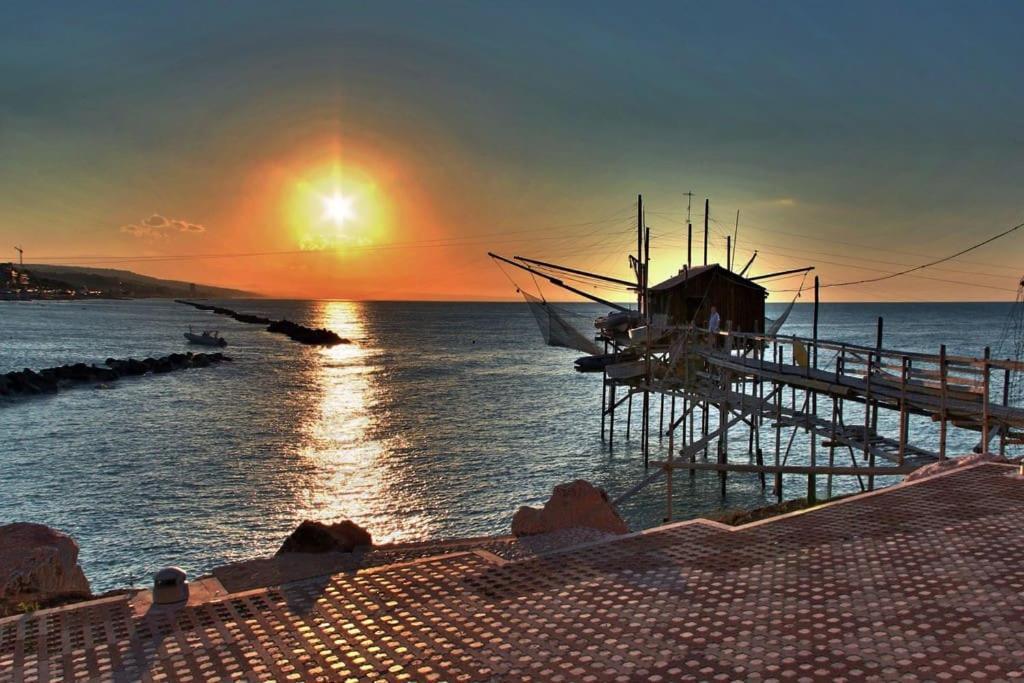 Accogliente Appartamento Torre Del Meridiano Termoli Esterno foto